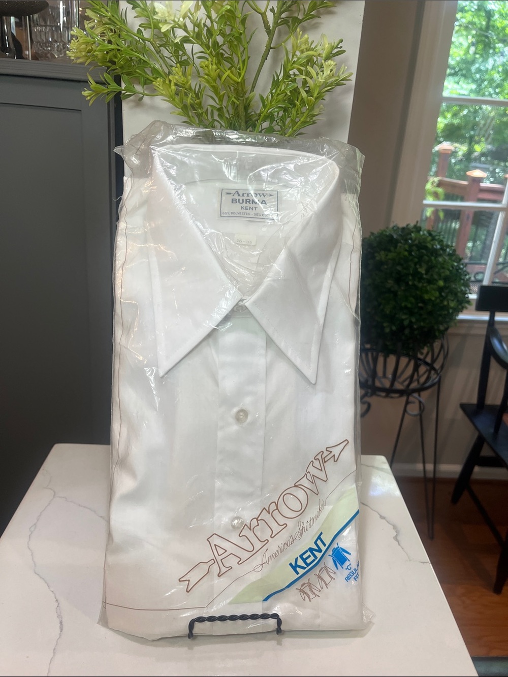 Arrow Kent BURMA White Long Sleeve Dress Shirt Size 16-33 “C” Regular Fit
NIP